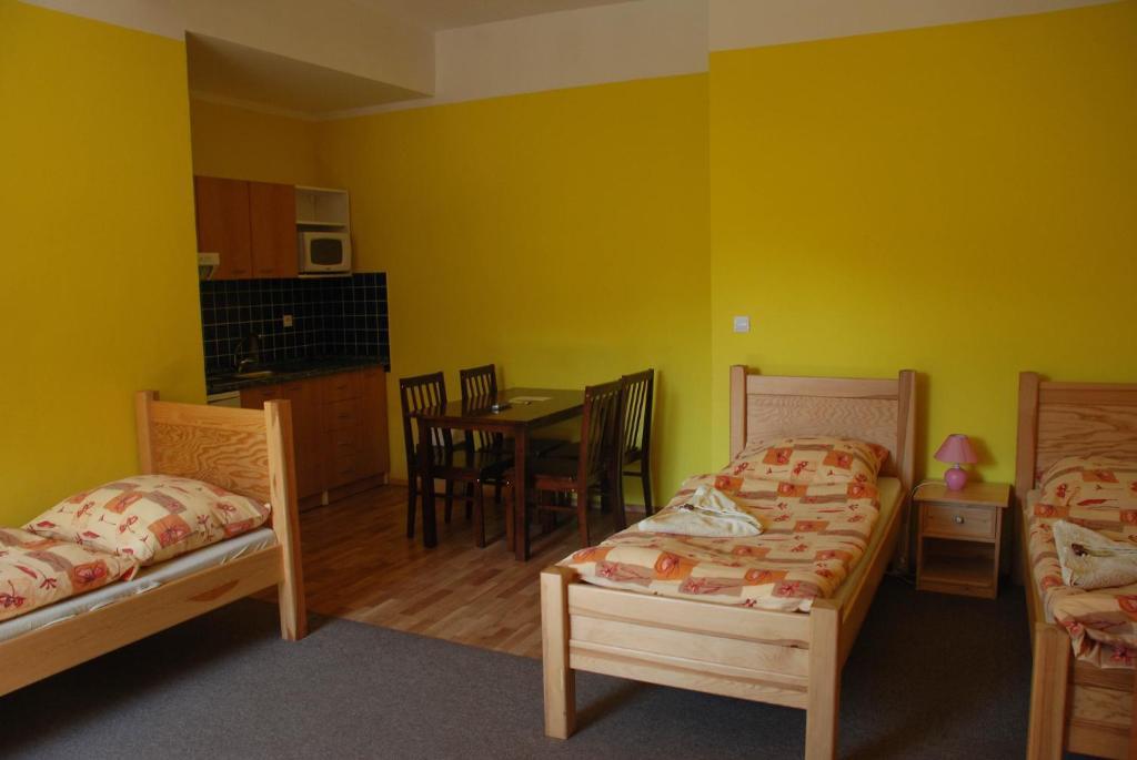 Hotel Marina Hermanuv Mestec Rom bilde