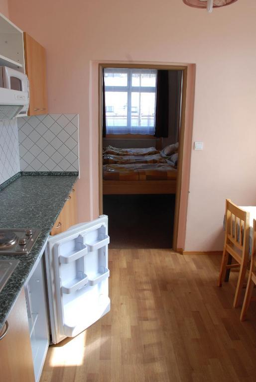 Hotel Marina Hermanuv Mestec Rom bilde