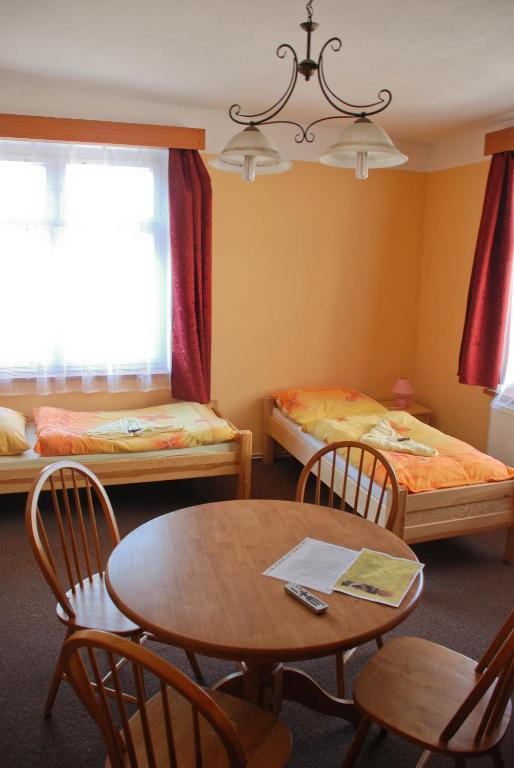 Hotel Marina Hermanuv Mestec Rom bilde