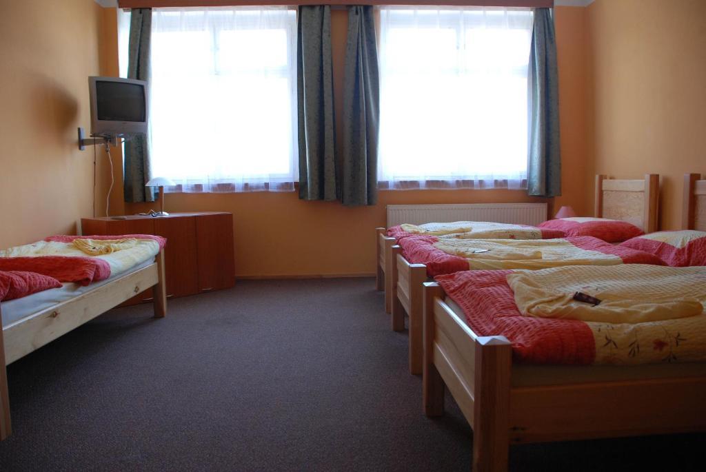Hotel Marina Hermanuv Mestec Rom bilde